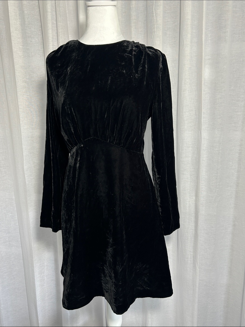 & Other Stories | Black Velvet Long-Sleeve Mini Dress